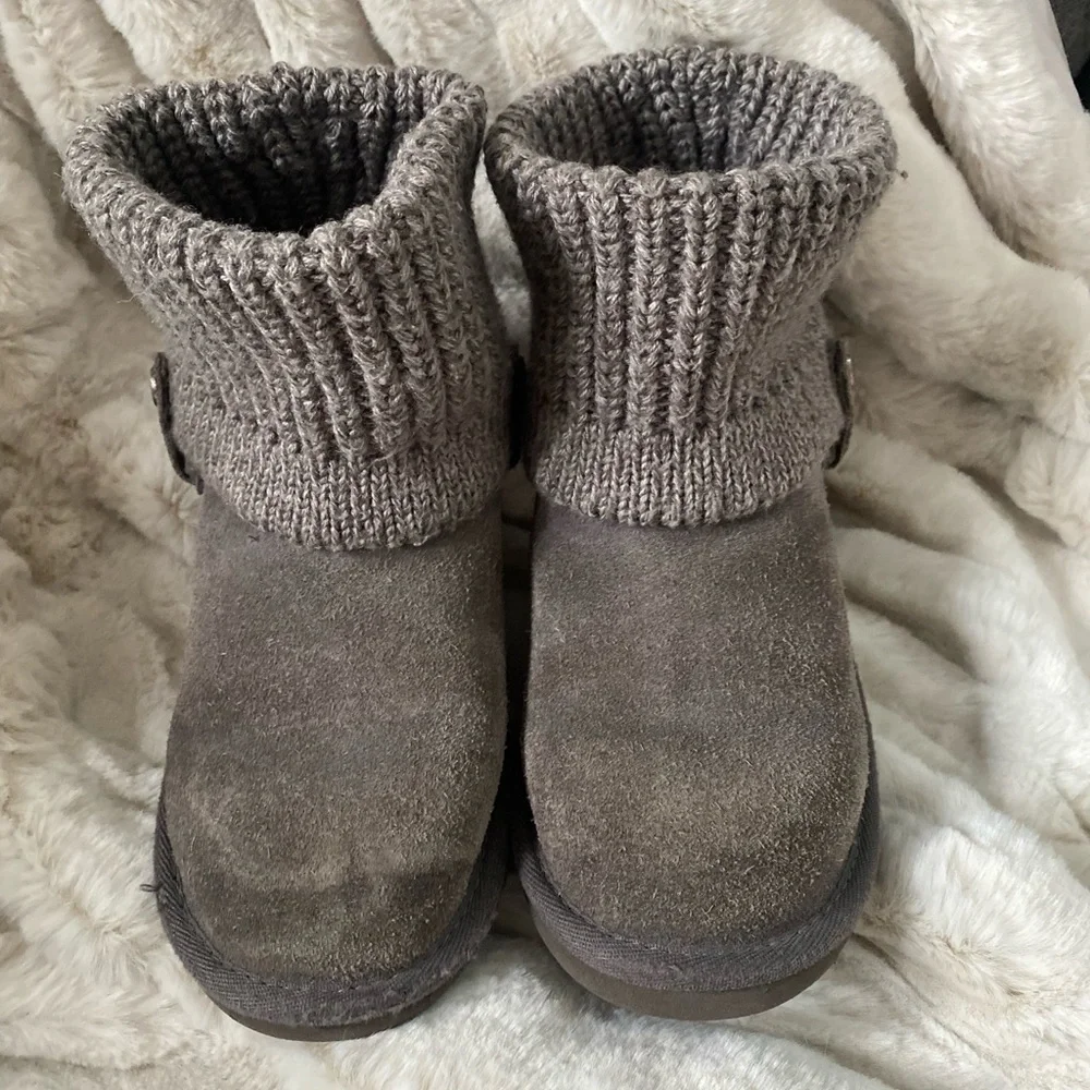UGG Classic Gray Knit Toddler/Kids Winter Boots Size 12